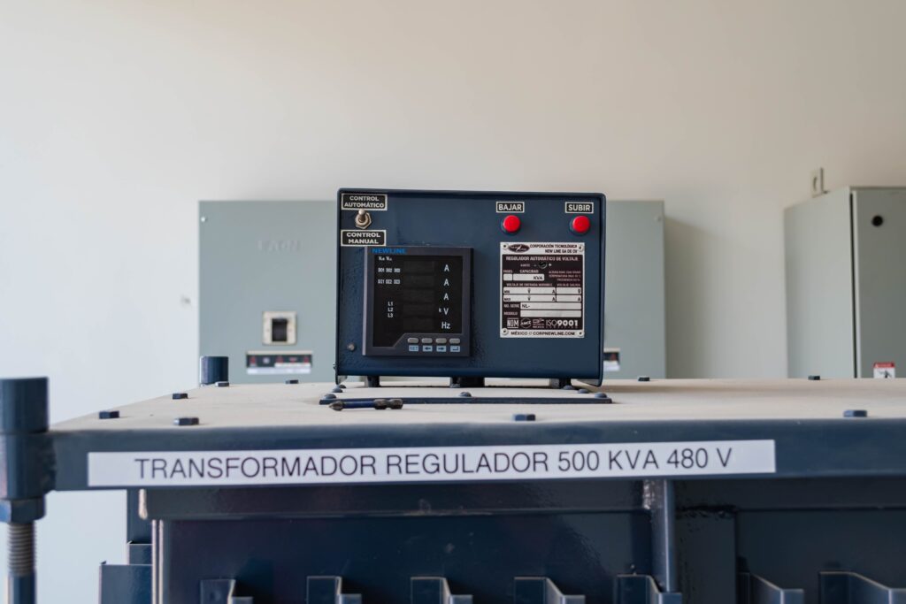 Reguladores | Estabilizadores de Voltaje Industrial